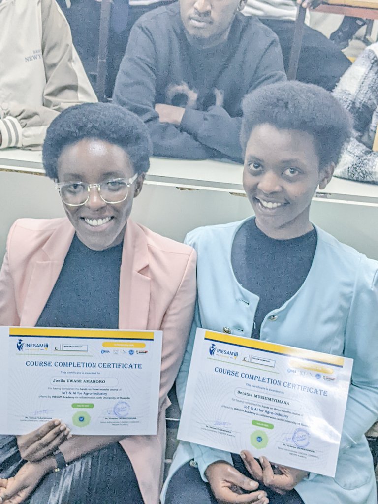 Inesam_rw's tweet photo. Congratulations to INESAM ACADEMY graduates who graduated course of  three months  of AI and IoT for the agro-industry.
We thank  to  Mr. T.Sam program coordinator Mr. U.Victorien who is program director and the good collaboration with the University of Rwanda, Busogo campus. https://t.co/ZisPGo7ZF6