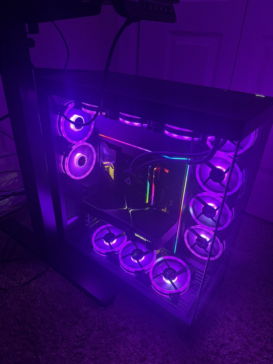 If you ever see me bottom frag on this machine..just cut my hands off

5080 + Ryzen 9 9950x3D