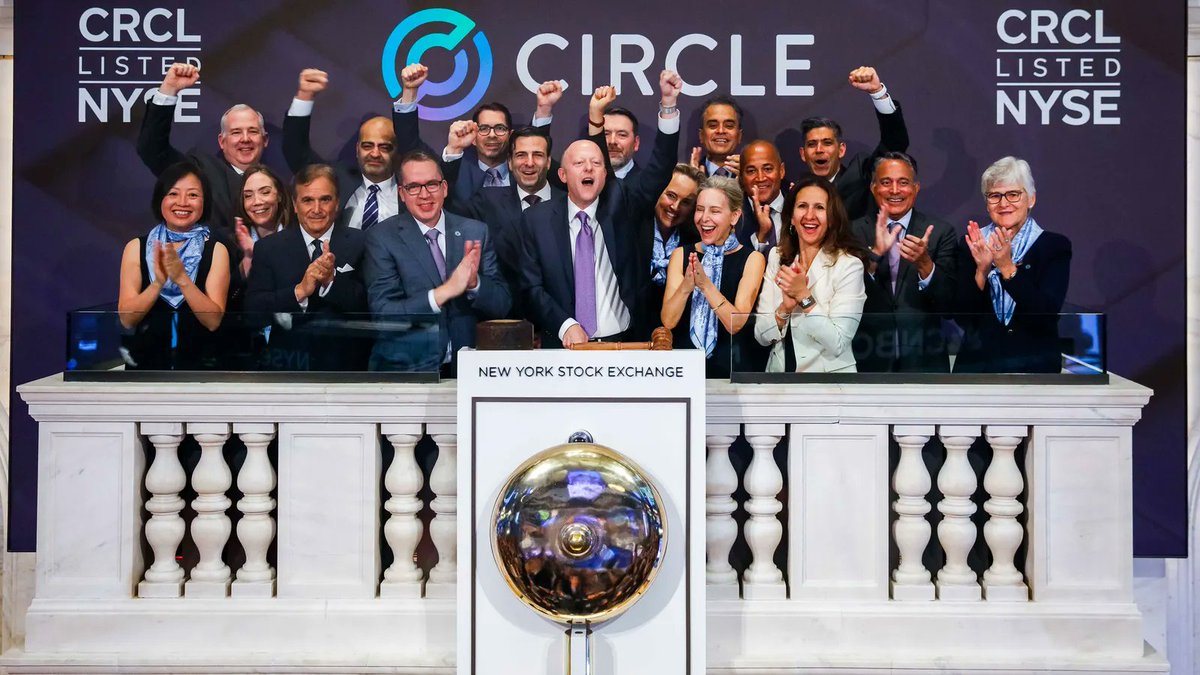 Dushyant "D" Shahrawat (@dushyantrblt) on Twitter photo Check out an article I wrote: <a href="/circle/">Circle</a> Circle’s Success and the Bigger Story About the Transformation of Money linkedin.com/pulse/circles-… via <a href="/LinkedIn/">LinkedIn</a> Check out an article I wrote: <a href="/circle/">Circle</a> Circle’s Success and the Bigger Story About the Transformation of Money linkedin.com/pulse/circles-… via <a href="/LinkedIn/">LinkedIn</a>