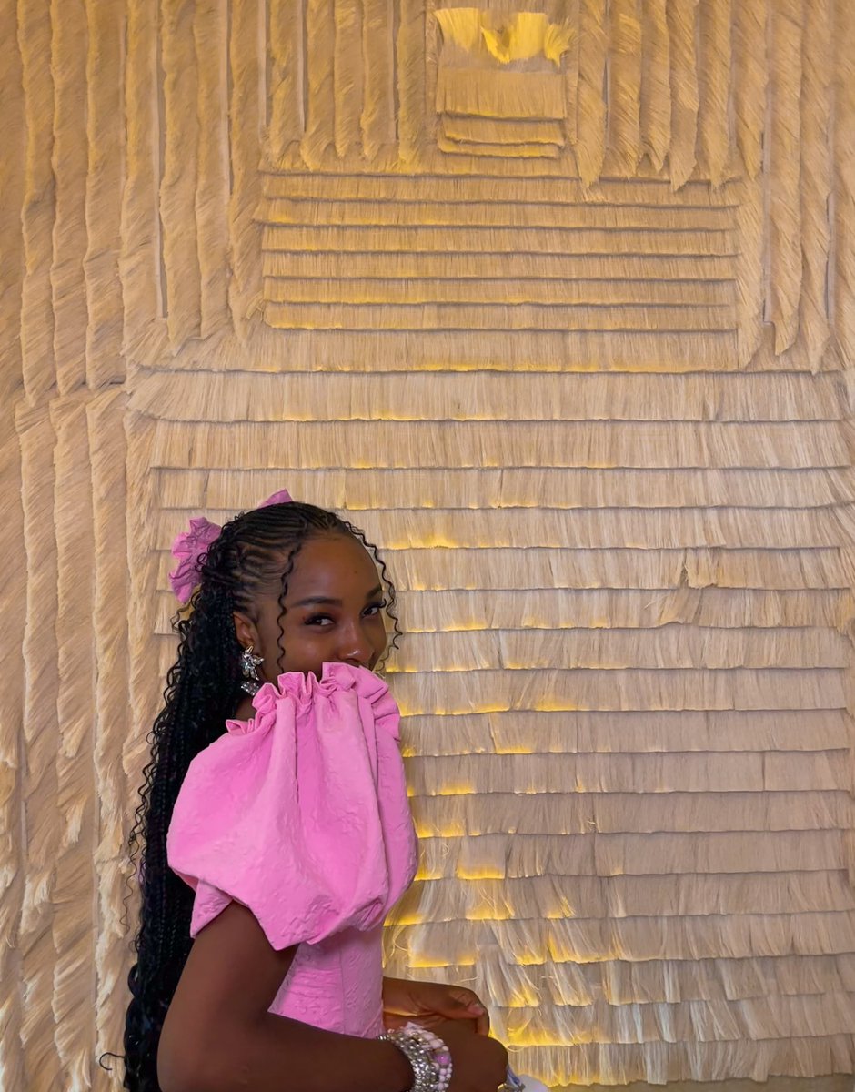 dera_grey's tweet image. I got to see the national museum of Qatar in person 🥺 and I made my dress myself