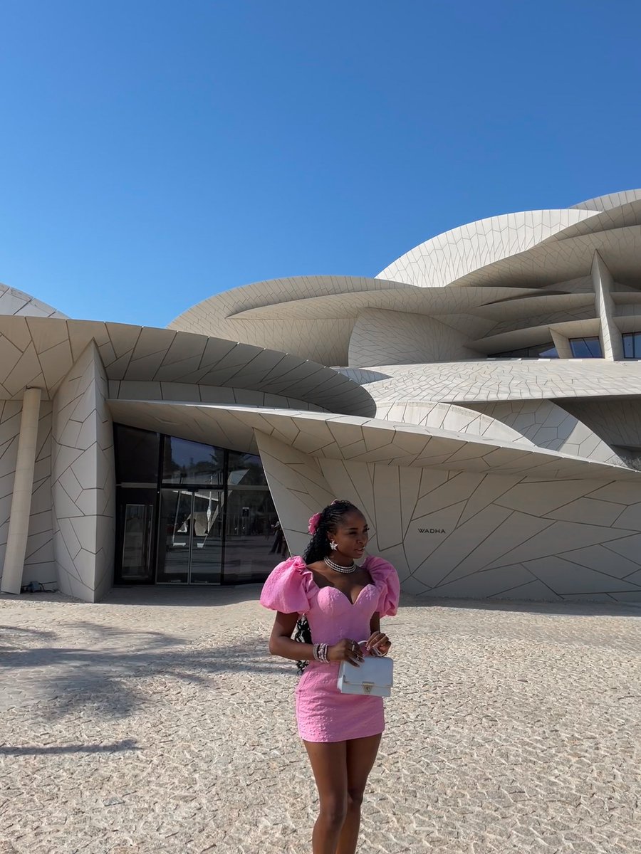 dera_grey's tweet image. I got to see the national museum of Qatar in person 🥺 and I made my dress myself
