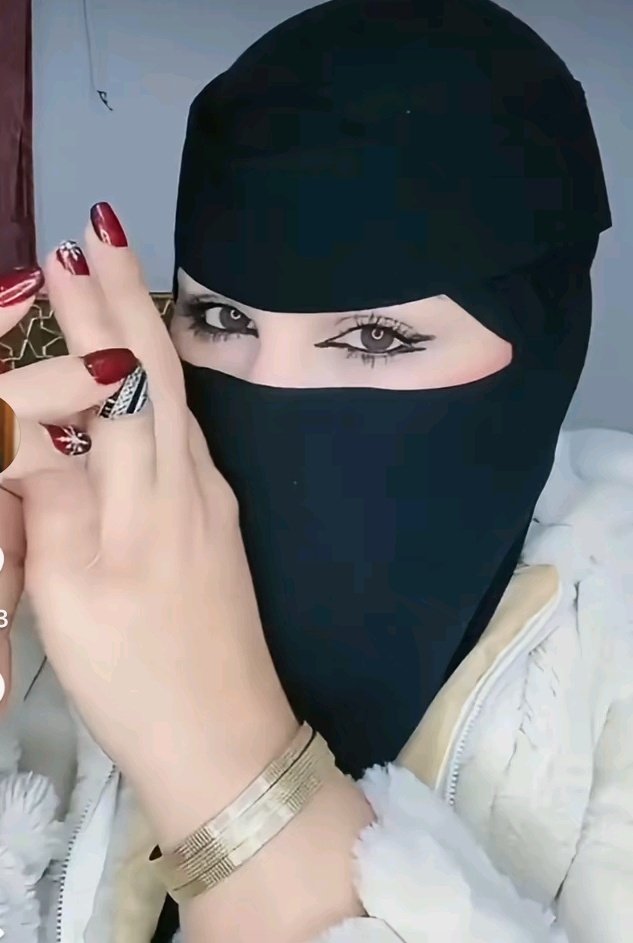 بصراحه إذا جيت ادق بابك ابغي أنام معاك بتسمحلي..؟!😂