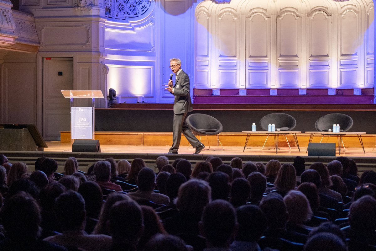 Qu’est-ce qu’aujourd’hui un administrateur engagé ?

C'est la question que me posait hier l'Institut Français des Administrateurs.

Ma réponse : un administrateur. Point.

Un administrateur aujourd’hui ne peut plus être qu’engagé, sans quoi il doit être dégagé.

#J2A2025