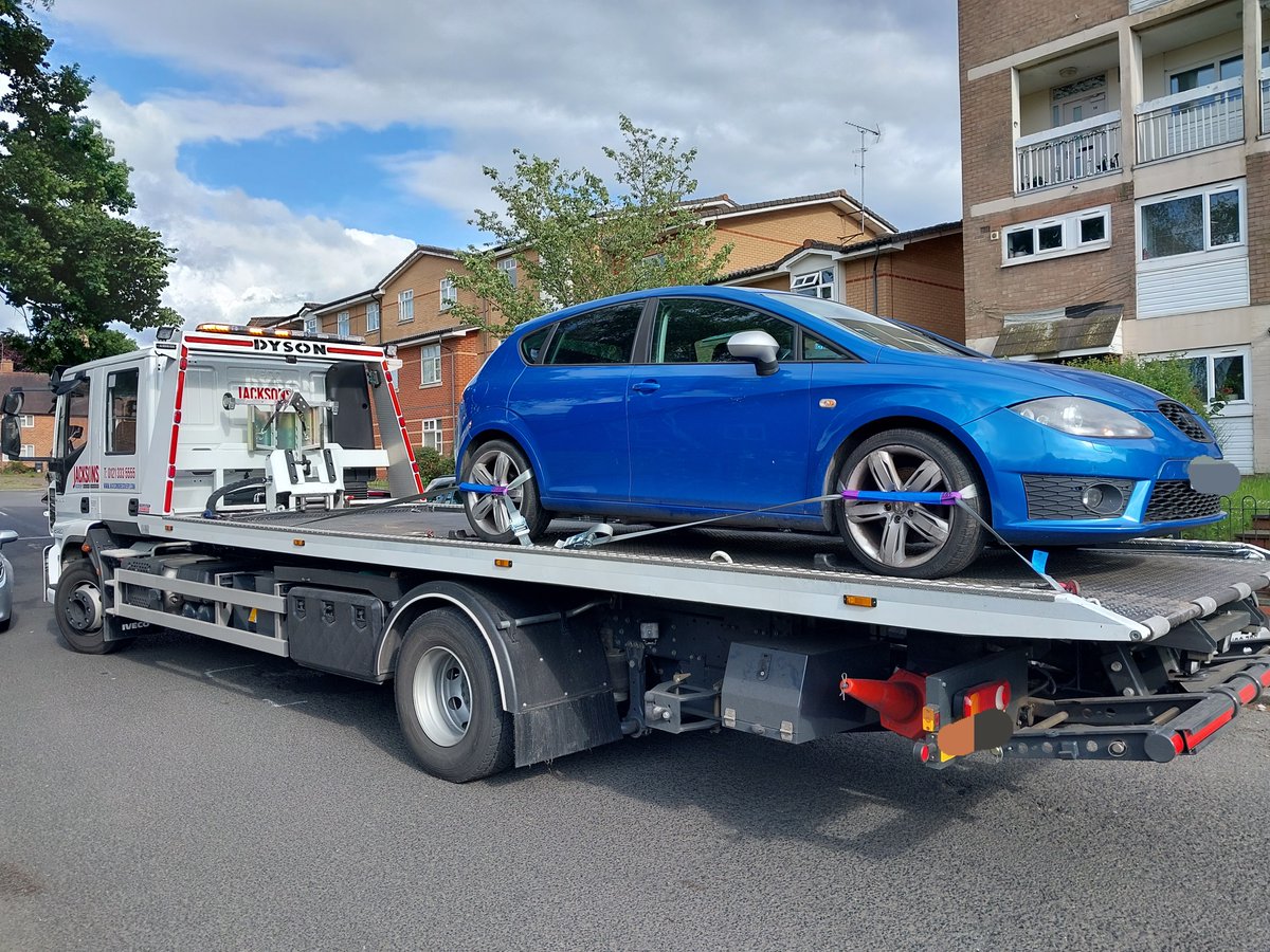 Untaxed vehicle, since AUGUST 2024,  has been recovered. 
Please feel free to report any suspicious activity/vehicles in your area. 
#saferoads #taxitorlooseit