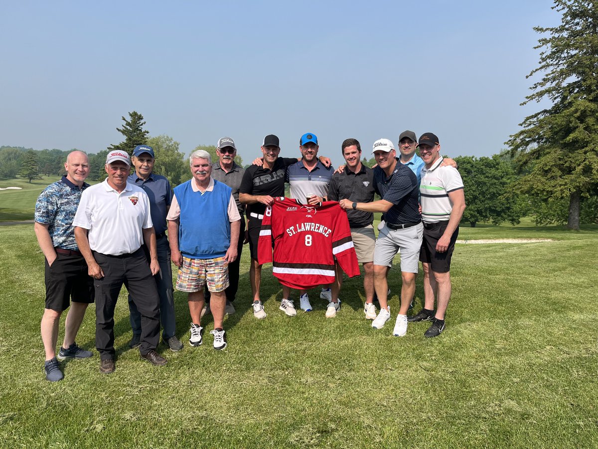 SkatingSaints's tweet image. Thank you to all of the Skating Saints alumni, who came out to Elmira Golf Club yesterday for a day on the links! An extra thank you goes out to @StLawrenceU Hall of Famer, Kyle Rank ‘06 M’07, who hosted the event in his hometown!
#herewegoSAINTS