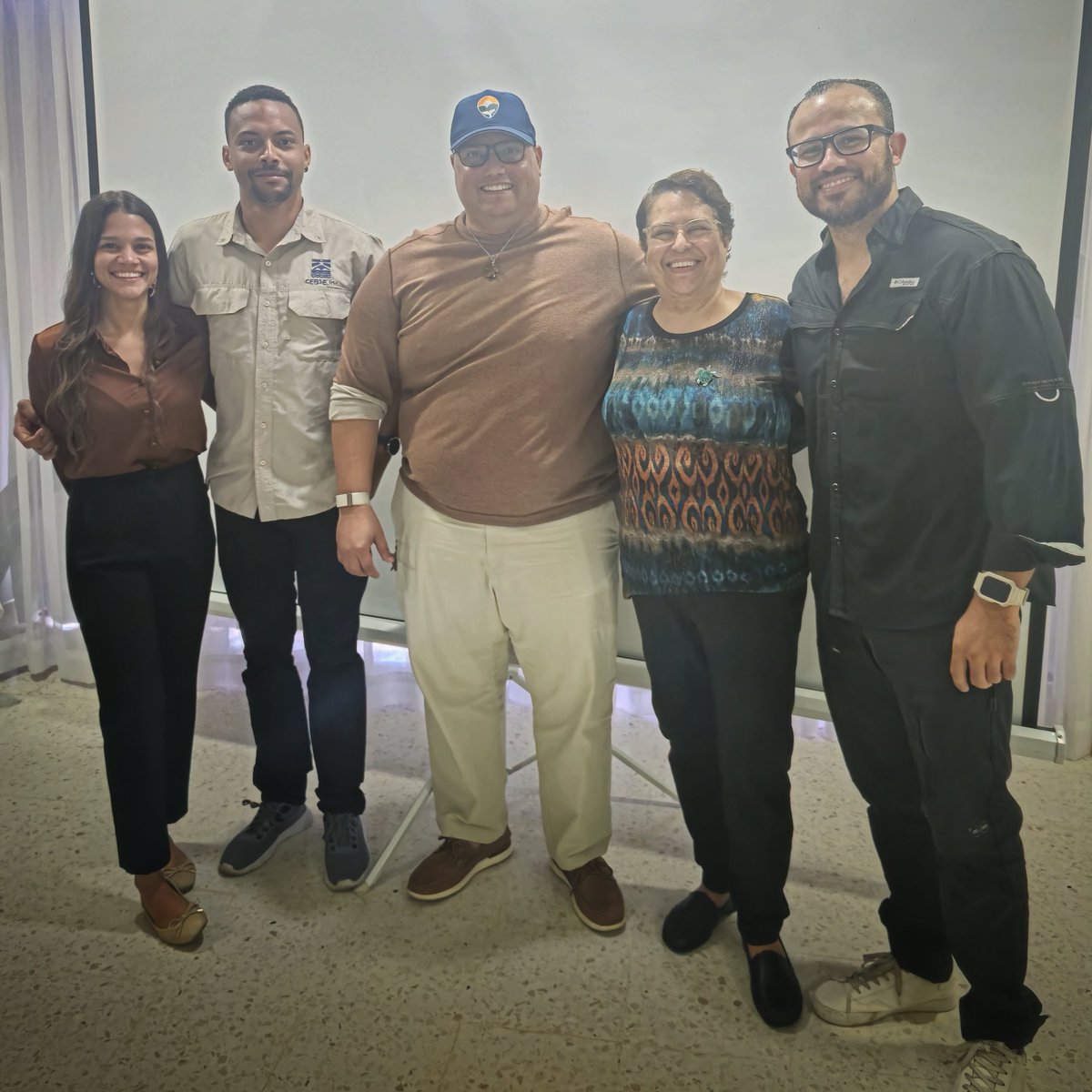 Esta mañana participé, en representación de Promiches, del Taller de Introducción y Diagnóstico del proceso de actualización del Plan de Manejo del Santuario de Mamíferos Marinos Bancos de La Plata y La Navidad, invitado por CEBSE, FUNDEMAR y el Ministerio de Medio Ambiente RD