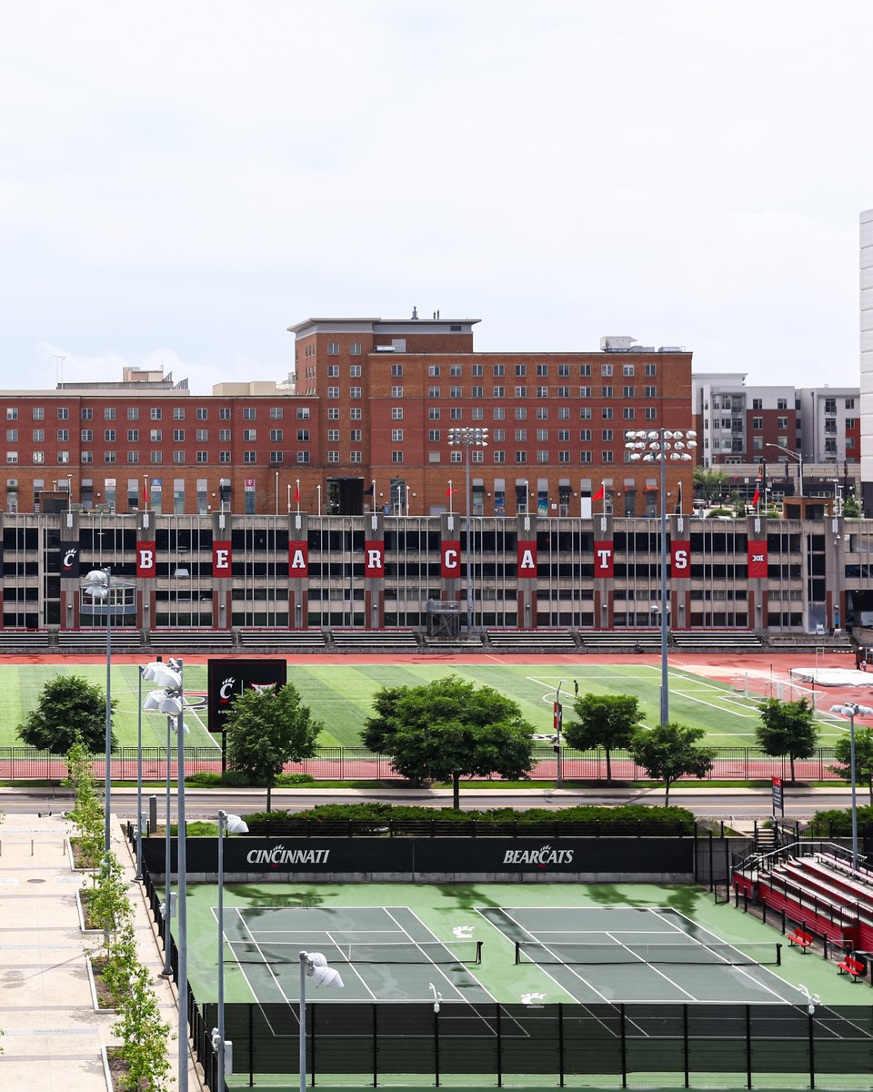 Cincinnati Bearcats tweet media