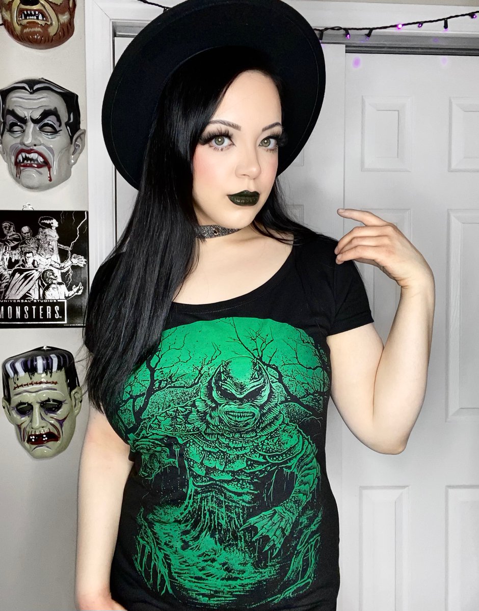 VampireFreaks's tweet photo. Who is your fave movie monster? ๐ธ๐
markie.bloodykisses in our Creepture from the Black Lagoon T-shirt
#MovieMonster #HorrorMovie #Spooky #Halloween #VampireFreaks #GothTee #GothFashion https://t.co/OW6PvP0rpz