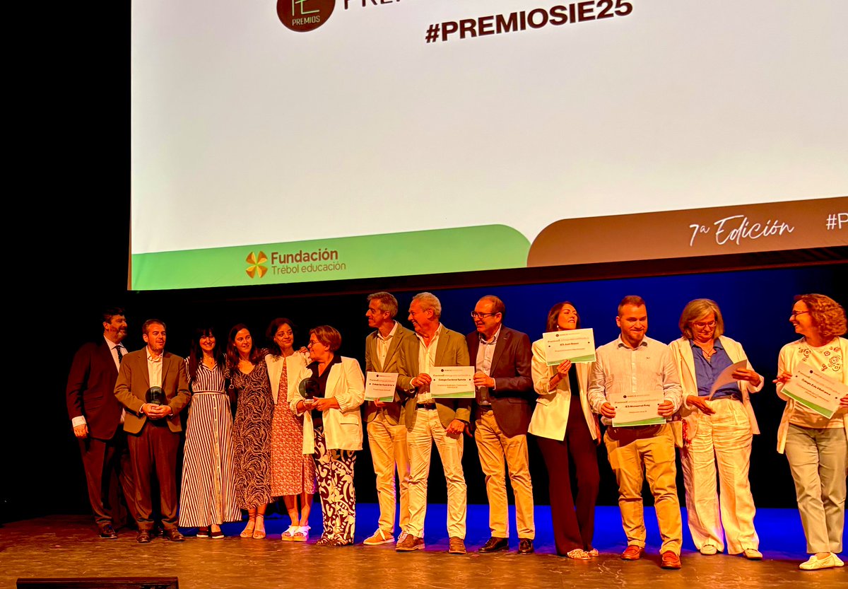 Martín Varela (@martinvareladav) on Twitter photo <a href="/trilemaedu/">Fundación Trilema</a> Premio Fundaciones con Impacto
#PremiosIE25
Gracias al trabajo del todo el equipo <a href="/trilemaedu/">Fundación Trilema</a> y docentes de nuestras escuelas #juntossomosmejores <a href="/trilemaedu/">Fundación Trilema</a> Premio Fundaciones con Impacto
#PremiosIE25
Gracias al trabajo del todo el equipo <a href="/trilemaedu/">Fundación Trilema</a> y docentes de nuestras escuelas #juntossomosmejores