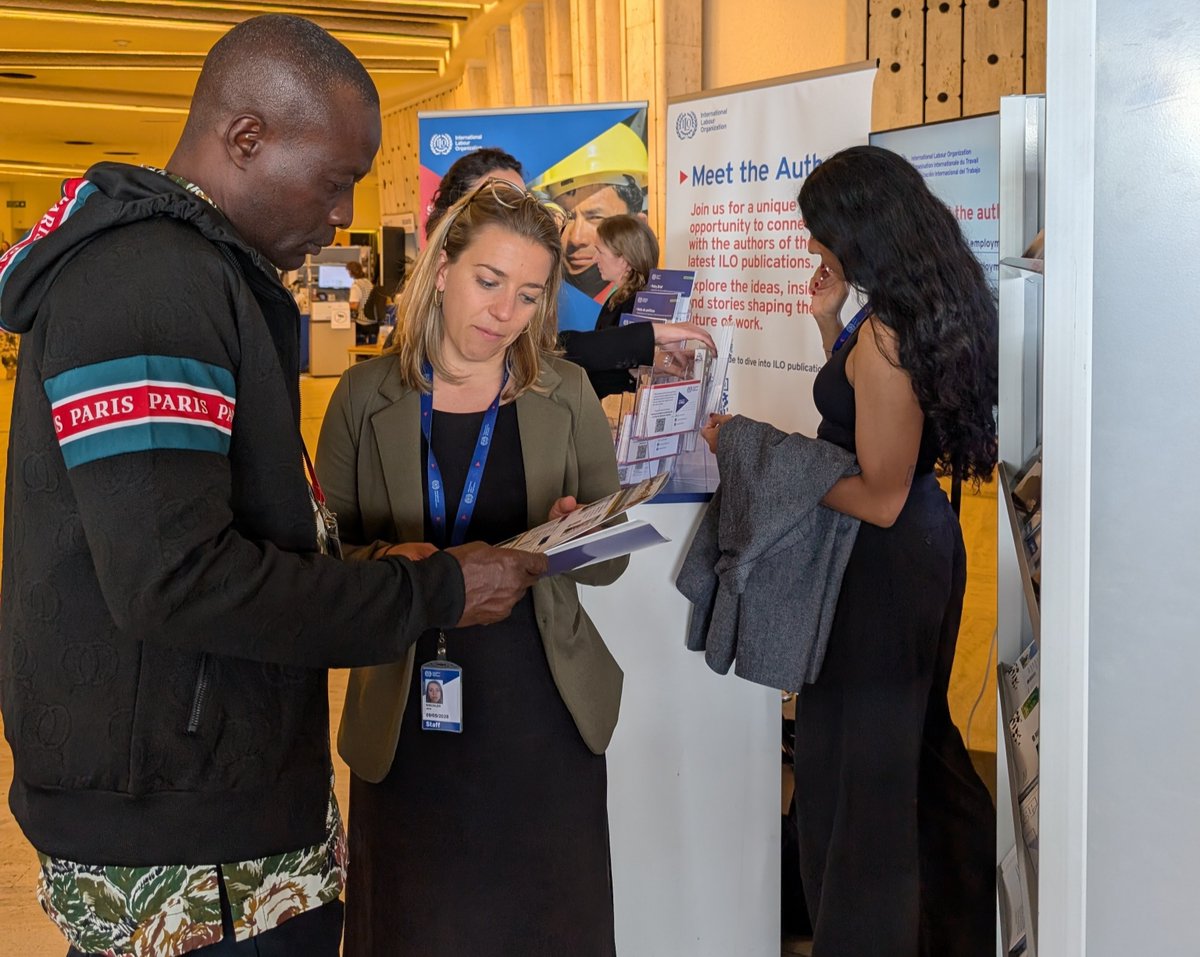 ILOSocialProtection (@soc_protection) on Twitter photo 📍Yesterday at #ILC2025, the <a href="/ilo/">International Labour Organization</a> Universal Social Protection team engaged with ILC delegates to share key findings from the World Social Protection Report 2024–26 and other major publications.
📖 Discover more publications on social protection👉bit.ly/43vGq5N 📍Yesterday at #ILC2025, the <a href="/ilo/">International Labour Organization</a> Universal Social Protection team engaged with ILC delegates to share key findings from the World Social Protection Report 2024–26 and other major publications.
📖 Discover more publications on social protection👉bit.ly/43vGq5N