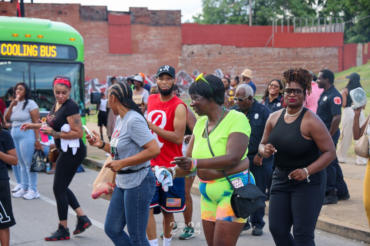 🎶 Good music. 💼 Real resources. 🛍️ Black businesses.
This isn’t just a day out it’s a step forward.
🖤 Don’t miss Black Wall Street 314 on June 28
#CelebrateBlack #BWS314 #SupportLocal