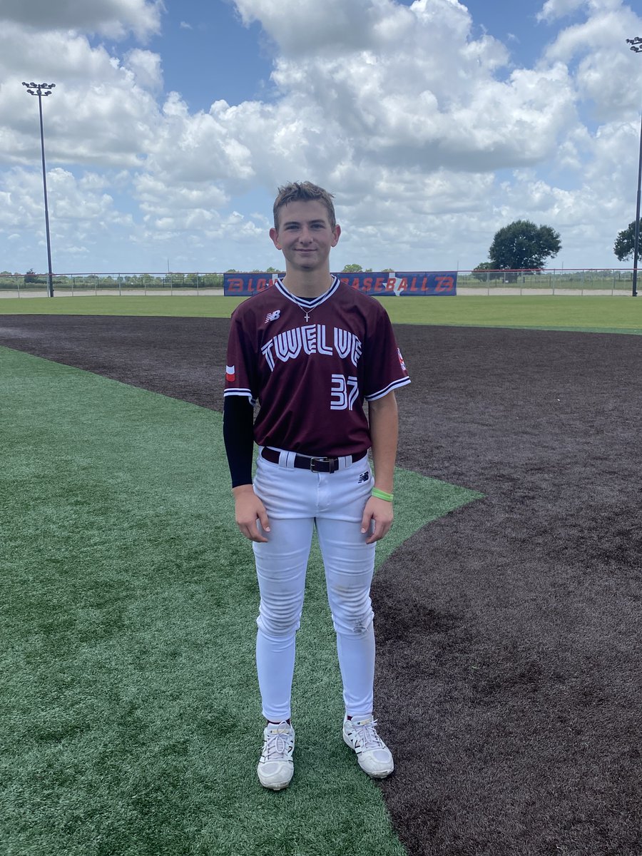 FiveToolTexas's tweet photo. F: @TwelveRecruits White 2028 11, OPA Jays White 3
PoG: @dylan_havemann6 2-3, 3B, 3 RBI, R https://t.co/HyW7JvaHkB