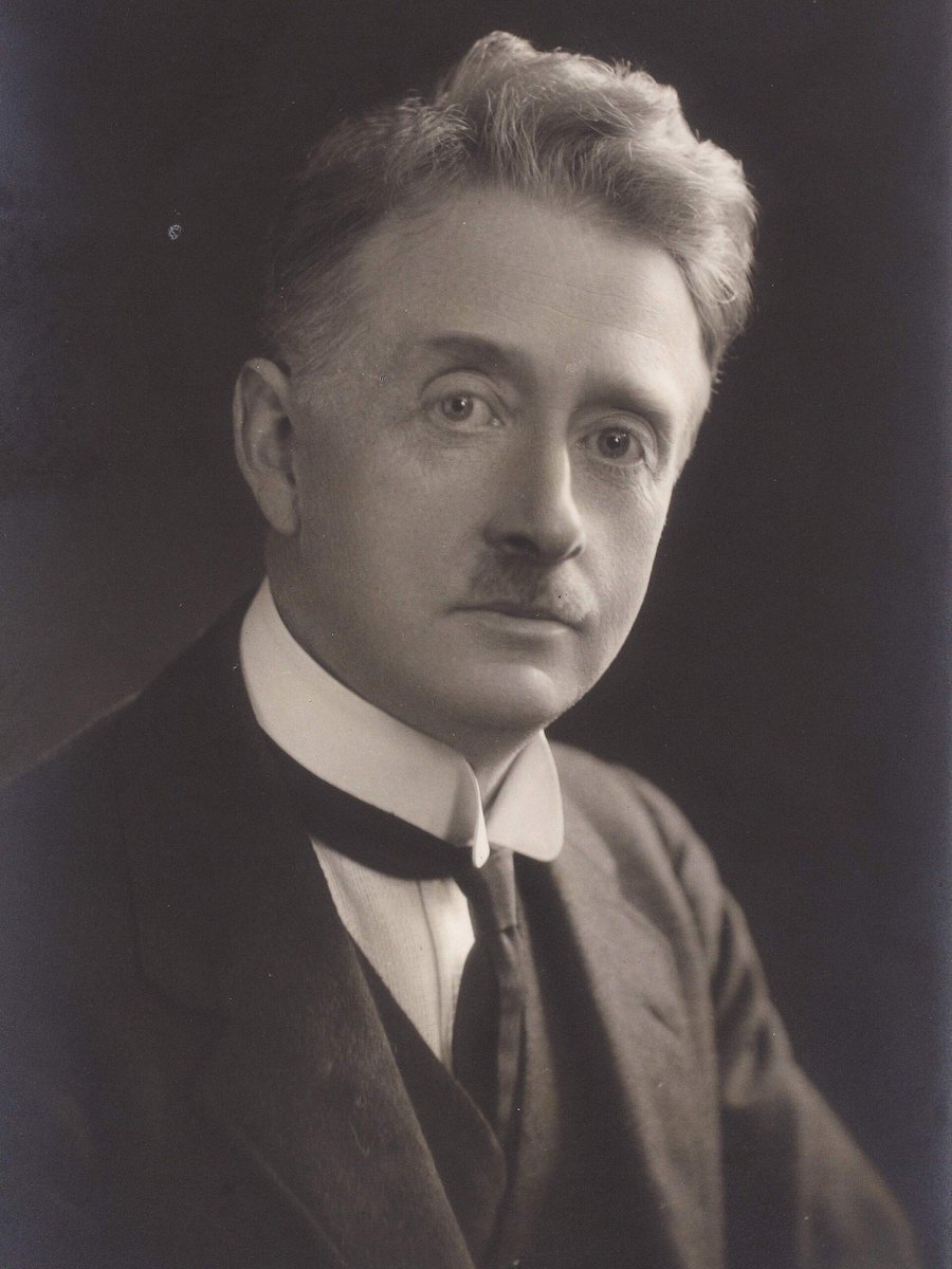 William “W.T.” Cosgrave, the first President of the Executive Council or prime minister of the Irish Free State, was born on this day in 1880. He joined the Irish volunteers in 1913 and took part in the Easter Rising of 1916. He differed with Eamon de Valera in many respects.