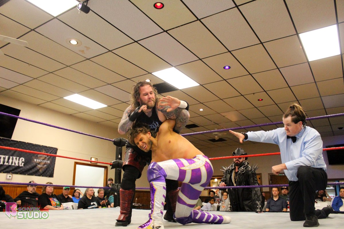 atlanticallstar's tweet image. 🎟️ Atlantic All-Star Wrestling Fans! 📸 Don’t miss Brian Schweiker’s exclusive in-ring images from "One Last Ride" on April 26, 2025! Kaide Lothbrok vs. Dan Stofko battled for the vacant AAW Heavyweight Championship! 💥
🏆 Link: bschweikstudio.smugmug.com/Pro-Wrestling/…
#OneLastRide #AAW