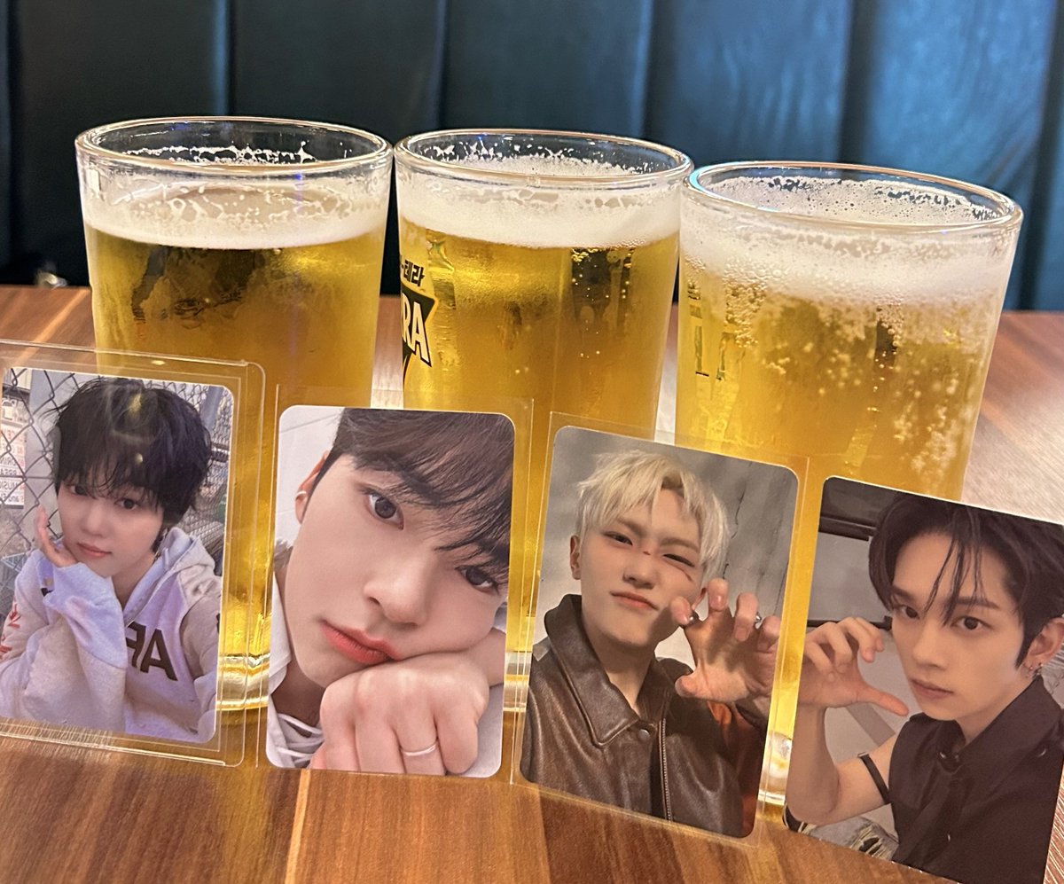 모듬구이 앞으로 야무지게 모이기!