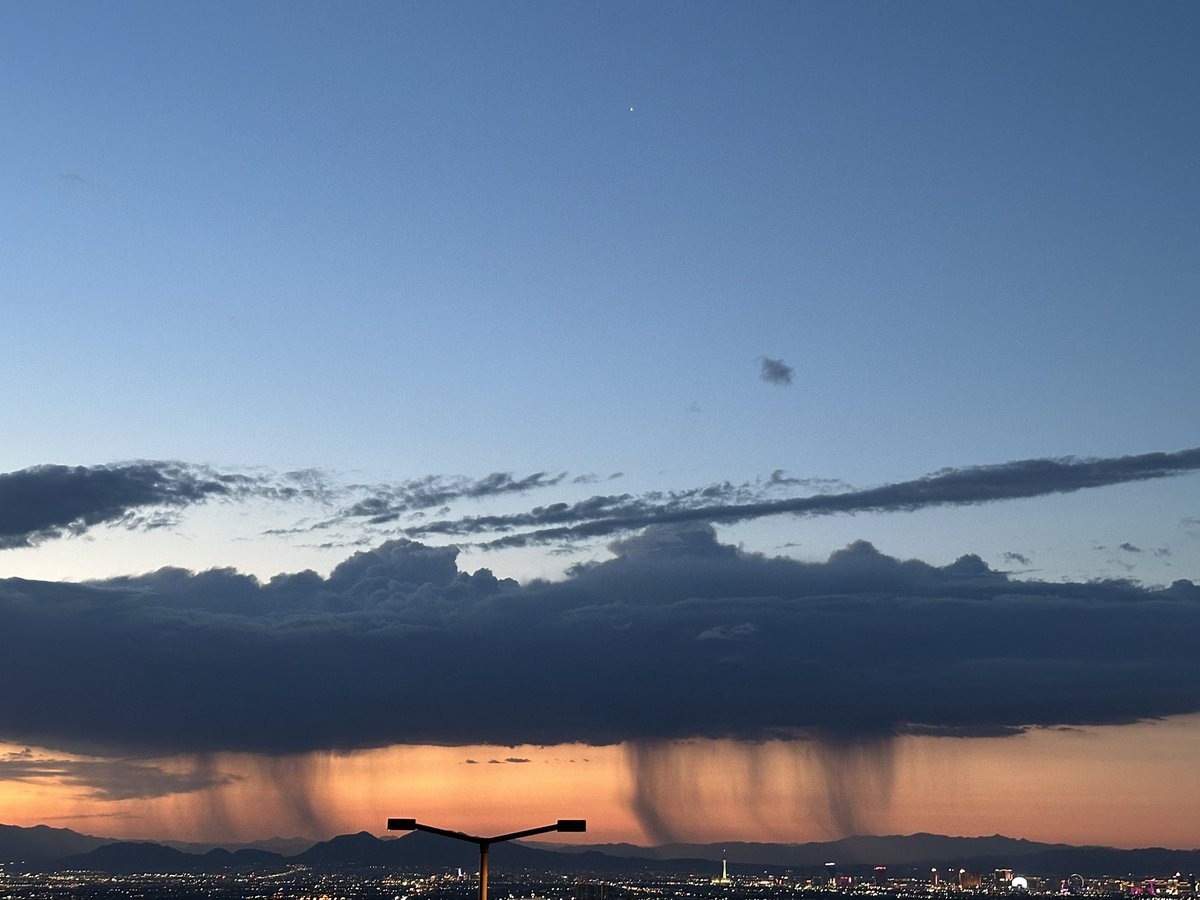 Justin Bruce (@just1nbruce) on Twitter photo Thanks to <a href="/RebaRocket/">Reba Rocket π</a> for the 5am snapshot of showers over the far east side of Las Vegas from her Summerlin West vantage: Thanks to <a href="/RebaRocket/">Reba Rocket π</a> for the 5am snapshot of showers over the far east side of Las Vegas from her Summerlin West vantage: