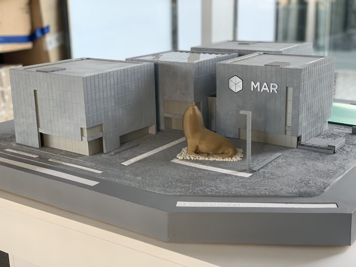 #AccesibilidadMW propone mostrar cómo intentamos eliminar barreras físicas, digitales, sociales y abrir nuevos caminos hacia la inclusión.

En el MAR contamos con este mapa háptico que permite a personas con discapacidad visual conocer el museo a través del tacto.
#museumweek