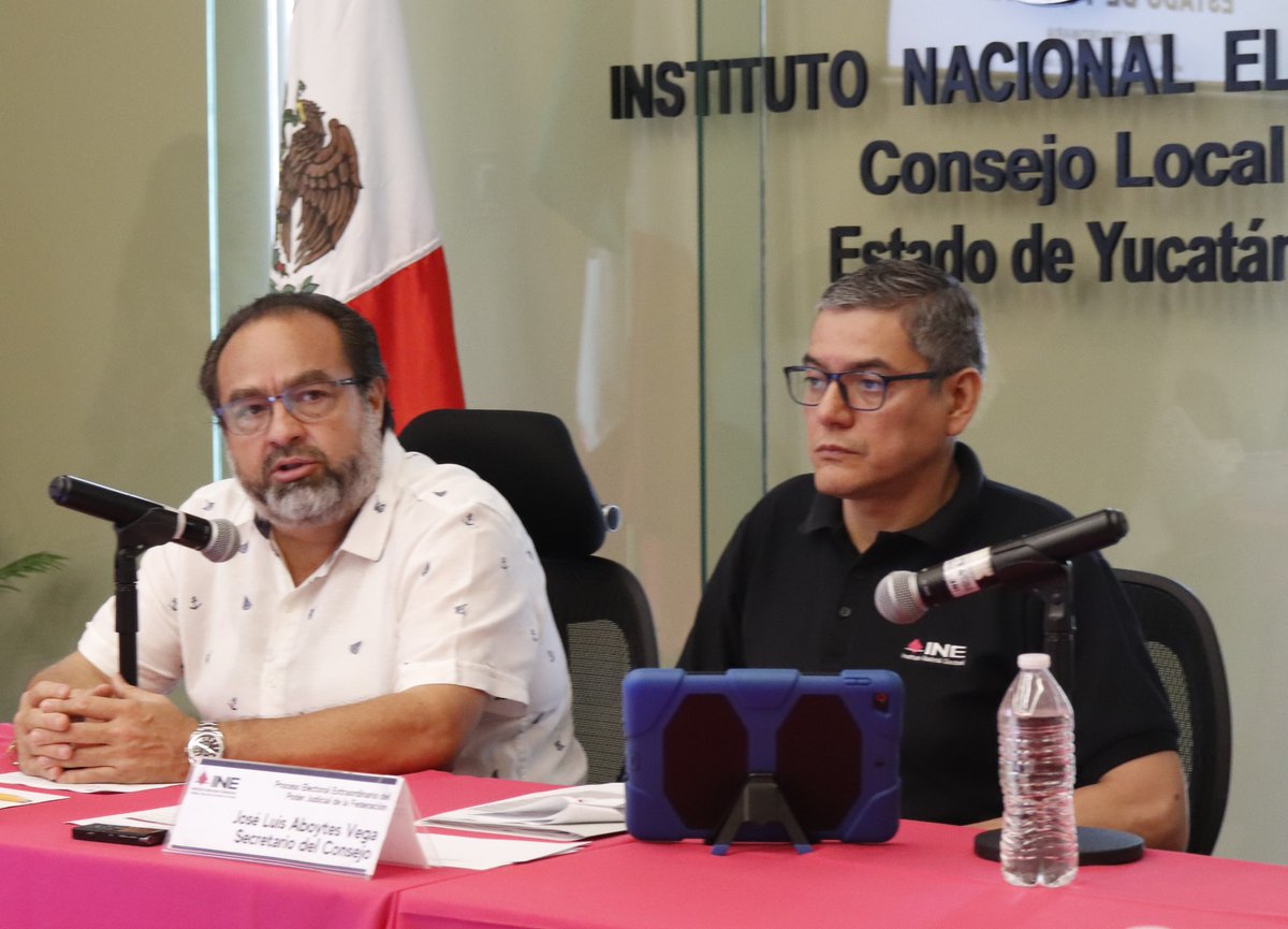 INEYucatan's tweet photo. 👉El #ConsejoLocal del #INE en #Yucatán reanudó su sesión permanente para dar seguimiento al desarrollo de los cómputos distritales correspondientes a la elección de diversos cargos del Poder Judicial de la Federación ⚖️ . https://t.co/KYD0Iat2Up