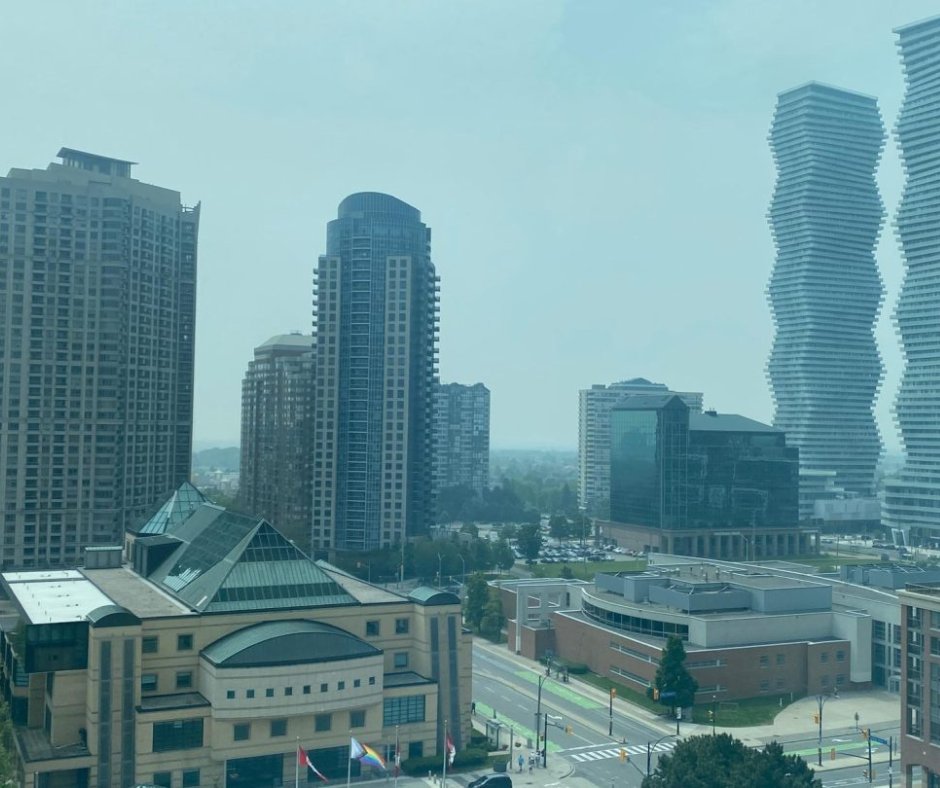 🚨 Wildfire Smoke Alert 🚨

Wildfire season is here, and smoke from fires across Canada is affecting Mississauga's air quality. 🌫️

Breathing in wildfire smoke can be harmful-especially for kids, seniors, and anyone with heart or lung conditions. If you're feeling unwell (think