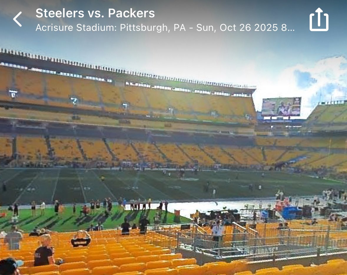 my seats at the packers/steelers game 😮‍💨