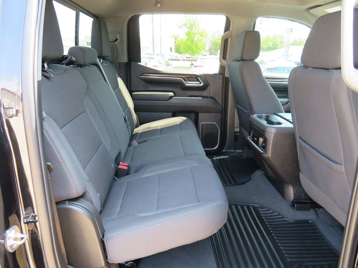 2023 Chevrolet Silverado 1500 RST 4x4

🔹HD Surround Vison
🔹Bose Speaker System
🔹Automatic Heated Steering Wheel

Mileage: 43,085 KM
List Price: $61,434

Hit the link below to learn more! ⬇

chapmanmotorsgm.ca/used/vehicle/2…