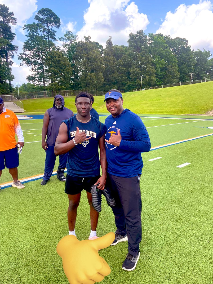 Cavland Hunter (@cavland_hunter) on Twitter photo Had a great conversation with <a href="/CoachKSigler/">Kelvin Sigler</a> today. Received my first offer thanks to <a href="/UTEPFB/">UTEP Football</a> Had a great conversation with <a href="/CoachKSigler/">Kelvin Sigler</a> today. Received my first offer thanks to <a href="/UTEPFB/">UTEP Football</a>