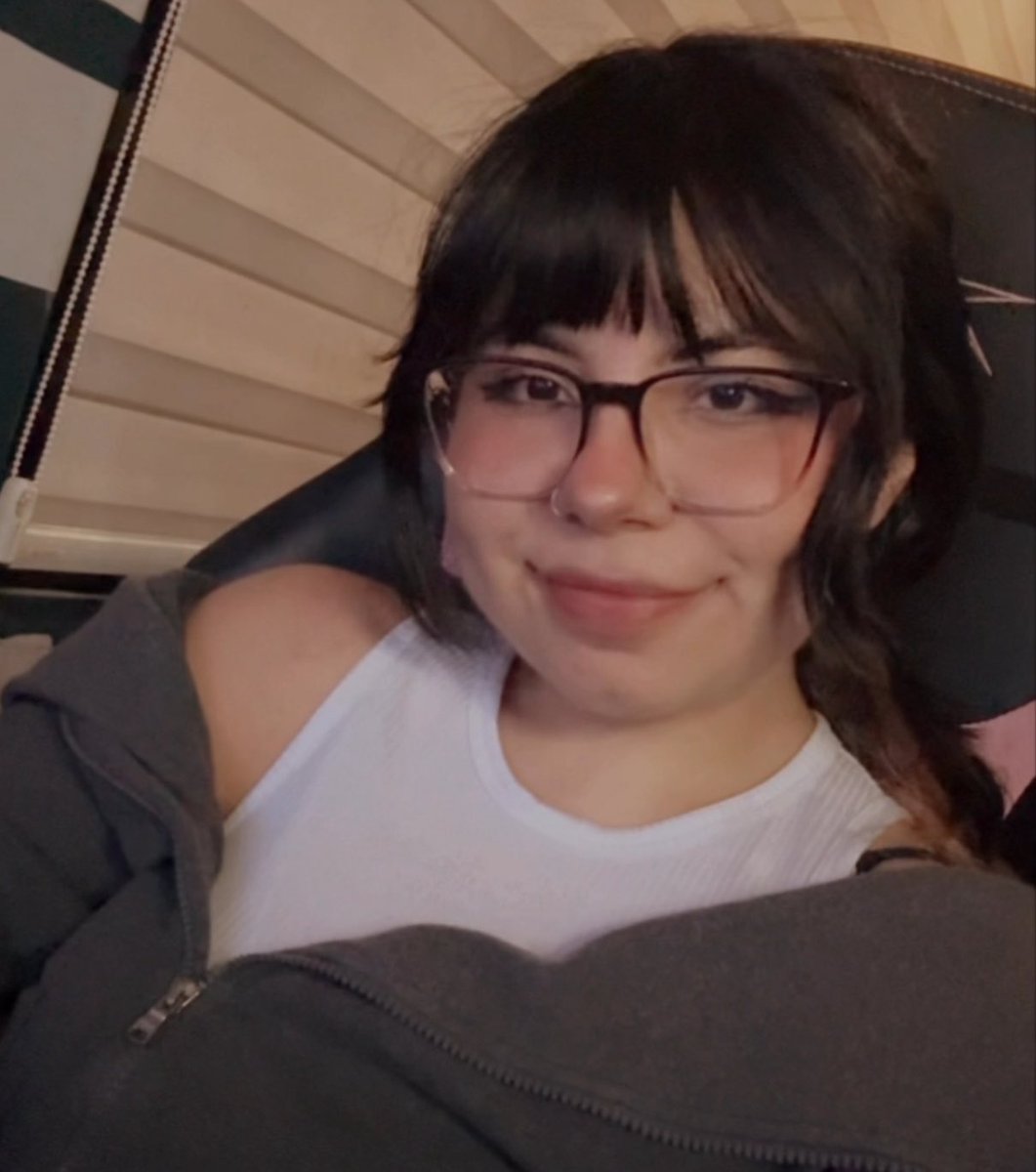 naomiipie's tweet image. :)