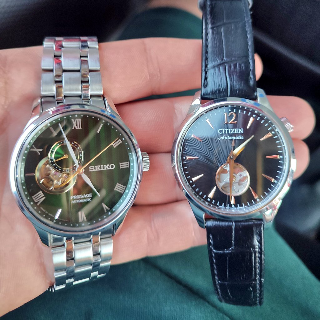 İlk otomatik saatlerim ikisinden de memnunum sadece Citizen çok ses çıkarıyor beni rahatsız etmiyor ama takıntılı olanları rahatsız edebilir