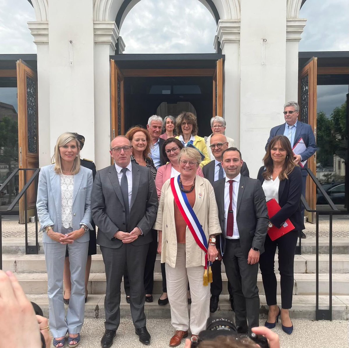 Sylviane NOËL, Sénatrice de la Haute-Savoie (@noel_sylviane) on Twitter photo Rencontre avec <a href="/LMarcangeli/">Laurent Marcangeli</a> et les élus du genevois français afin d'évoquer les pistes visant à faciliter le recrutement et surtout fidéliser les agents des 3 fonctions publiques sur notre territoire frontalier ! 👉facebook.com/share/p/192nZp… Rencontre avec <a href="/LMarcangeli/">Laurent Marcangeli</a> et les élus du genevois français afin d'évoquer les pistes visant à faciliter le recrutement et surtout fidéliser les agents des 3 fonctions publiques sur notre territoire frontalier ! 👉facebook.com/share/p/192nZp…