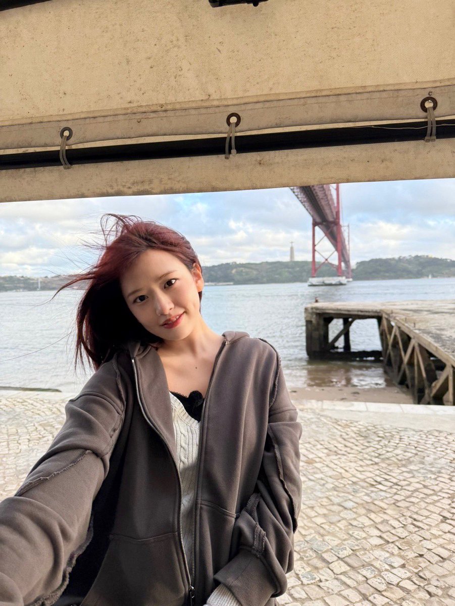 📸 
250606 #tvN #뿅뿅지구오락실3 완료 💕

눈이 반달 되도록 행복해하는 
유진이를 볼 수 있었던 자유여행이란 거
이렇게나 좋은 거였군요 ｡｡ 🤎

다들 서서 사진 찍을 때 반대로 달리는
포포의 열정처럼 다음 지락실도 함께 달려요 🔥

#IVE #아이브 
#ANYUJIN #안유진 
#eartharcade3