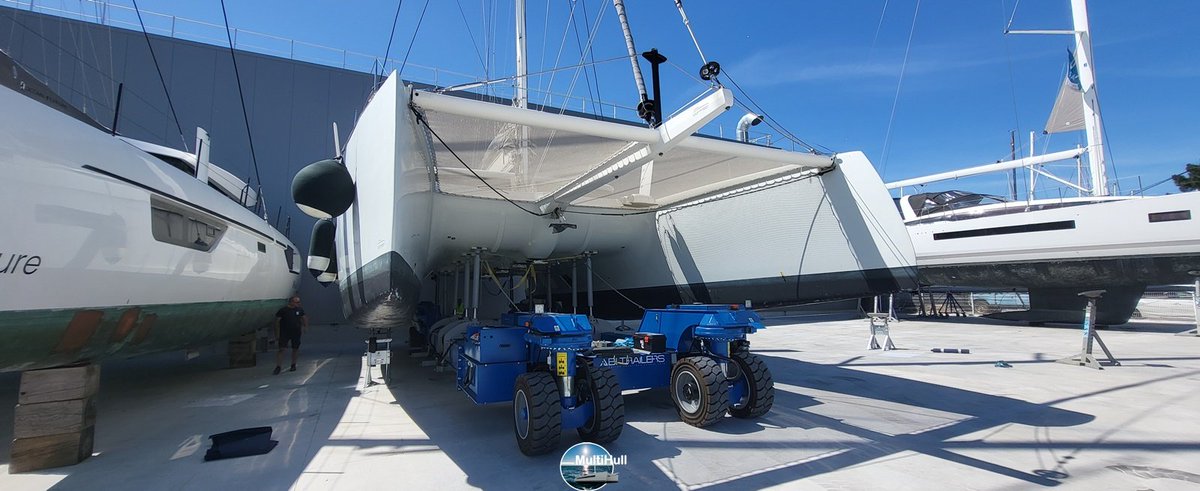 multihullmgr's tweet image. The ITA 14.99 catamaran has been safely moved from the technical area of Canet-en-Roussillon’s port to the nearby MDCP shipyard for tailored preparation and maintenance work.

#ITA1499 #CatamaranLife #Multihull #CanetEnRoussillon  #multihull #itacatamarans