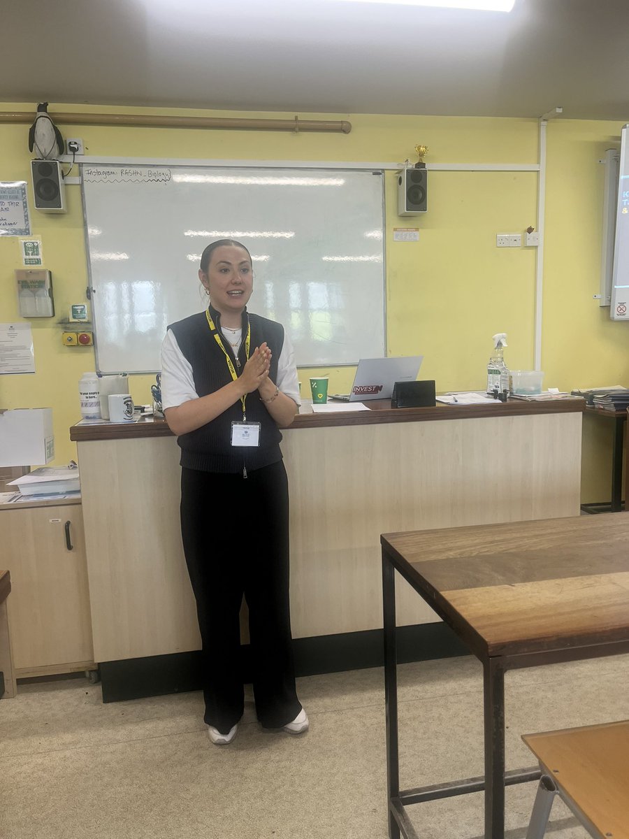 RGSHW Careers (@rgshwcareers) on Twitter photo Confidence, clarity and connection. 🎤
Caitlin Ellis from <a href="/InvestIN_Ed/">InvestIN</a> empowered <a href="/rgshw/">RGSHW Headmaster</a> Y9s to own the room with top public speaking tips!
#PublicSpeaking #FutureLeaders #EssentialSkills Confidence, clarity and connection. 🎤
Caitlin Ellis from <a href="/InvestIN_Ed/">InvestIN</a> empowered <a href="/rgshw/">RGSHW Headmaster</a> Y9s to own the room with top public speaking tips!
#PublicSpeaking #FutureLeaders #EssentialSkills