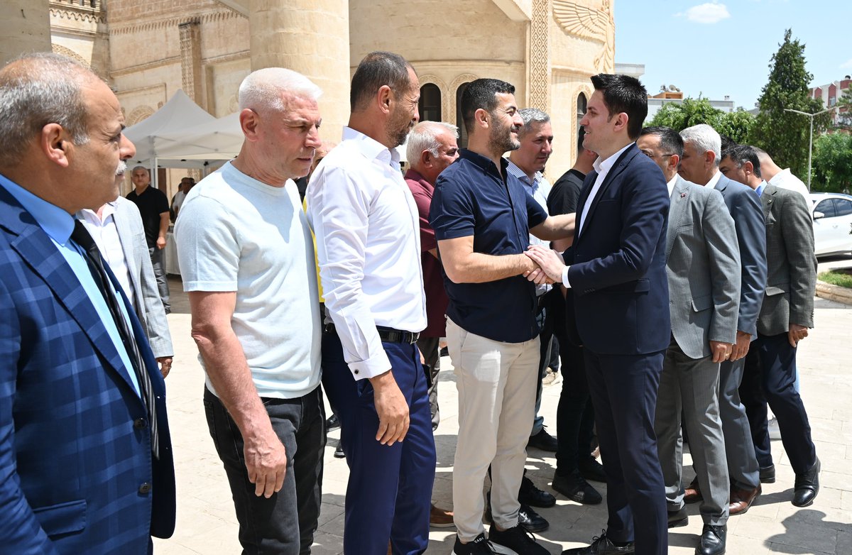 📍Nusaybin/Bayramlaşma Programı

Kurban Bayramı dolayısıyla Kaymakamımız Sayın Evren ÇAKIR ev sahipliğinde, Kamu Kurum ve Kuruluş Amirleri, Siyasi Parti Temsilcileri, Sivil Toplum Kuruluşları Yöneticileri, Muhtarlarımız ve Nusaybinli hemşehrilerimizin katılımlarıyla Mitanni