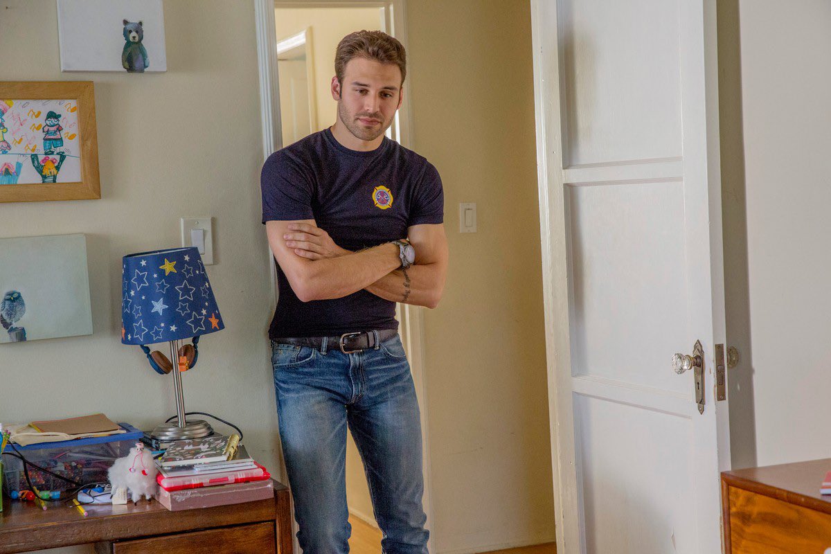 For the Eddie girls and gays. 🩷