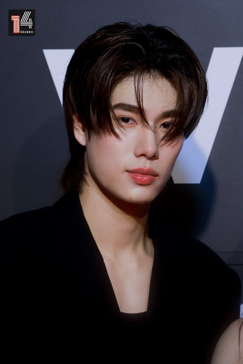 ceo of my own life (@worshipphuwin) on Twitter photo สรุปคุณภูวินมาเสิร์ฟลุคเจาะหูเล่นกับใจเฉยๆ ไม่ได้เจาะจริงๆด้วย 🫡 จะลุคไหนก็เอาอยู่หมดอยู่ดี แต่ชอบนะอะไรใหม่ๆ 😳
PONDPHUWIN RED CARPET
#LOrealParisWorthItTHxPondPhuwin
#phuwintang <a href="/phuwintang/">phuwintang</a> สรุปคุณภูวินมาเสิร์ฟลุคเจาะหูเล่นกับใจเฉยๆ ไม่ได้เจาะจริงๆด้วย 🫡 จะลุคไหนก็เอาอยู่หมดอยู่ดี แต่ชอบนะอะไรใหม่ๆ 😳
PONDPHUWIN RED CARPET
#LOrealParisWorthItTHxPondPhuwin
#phuwintang <a href="/phuwintang/">phuwintang</a>