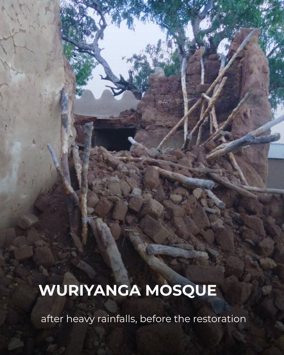 ALIPHFoundation's tweet image. This #Eid, we spotlight the 𝐖𝐮𝐫𝐢𝐲𝐚𝐧𝐠𝐚 𝐌𝐨𝐬𝐪𝐮𝐞 in #Ghana. ALIPH is supporting the urgent restoration after heavy rains caused the collapse of its roof. The Alliance for Youth in Climate Change Action is leading this restoration through a community-led project.
