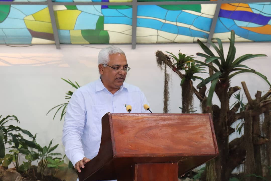 Oscar Silvera Martínez (@oscarcubaminjus) on Twitter photo Participé en la jornada final del Evento sobre asesoramiento jurídico organizado por <a href="/Gob_StgoDeCuba/">Gobierno Provincial de Santiago de Cuba</a> junto a las autoridades. Un espacio de profundos debates con el aporte del Decano Facultad de Derecho de <a href="/UOCuba/">Universidad de Oriente</a> para esta imprescindible función de los juristas. <a href="/BeatrizJUrrutia/">Beatriz Johnson Urrutia</a> Participé en la jornada final del Evento sobre asesoramiento jurídico organizado por <a href="/Gob_StgoDeCuba/">Gobierno Provincial de Santiago de Cuba</a> junto a las autoridades. Un espacio de profundos debates con el aporte del Decano Facultad de Derecho de <a href="/UOCuba/">Universidad de Oriente</a> para esta imprescindible función de los juristas. <a href="/BeatrizJUrrutia/">Beatriz Johnson Urrutia</a>