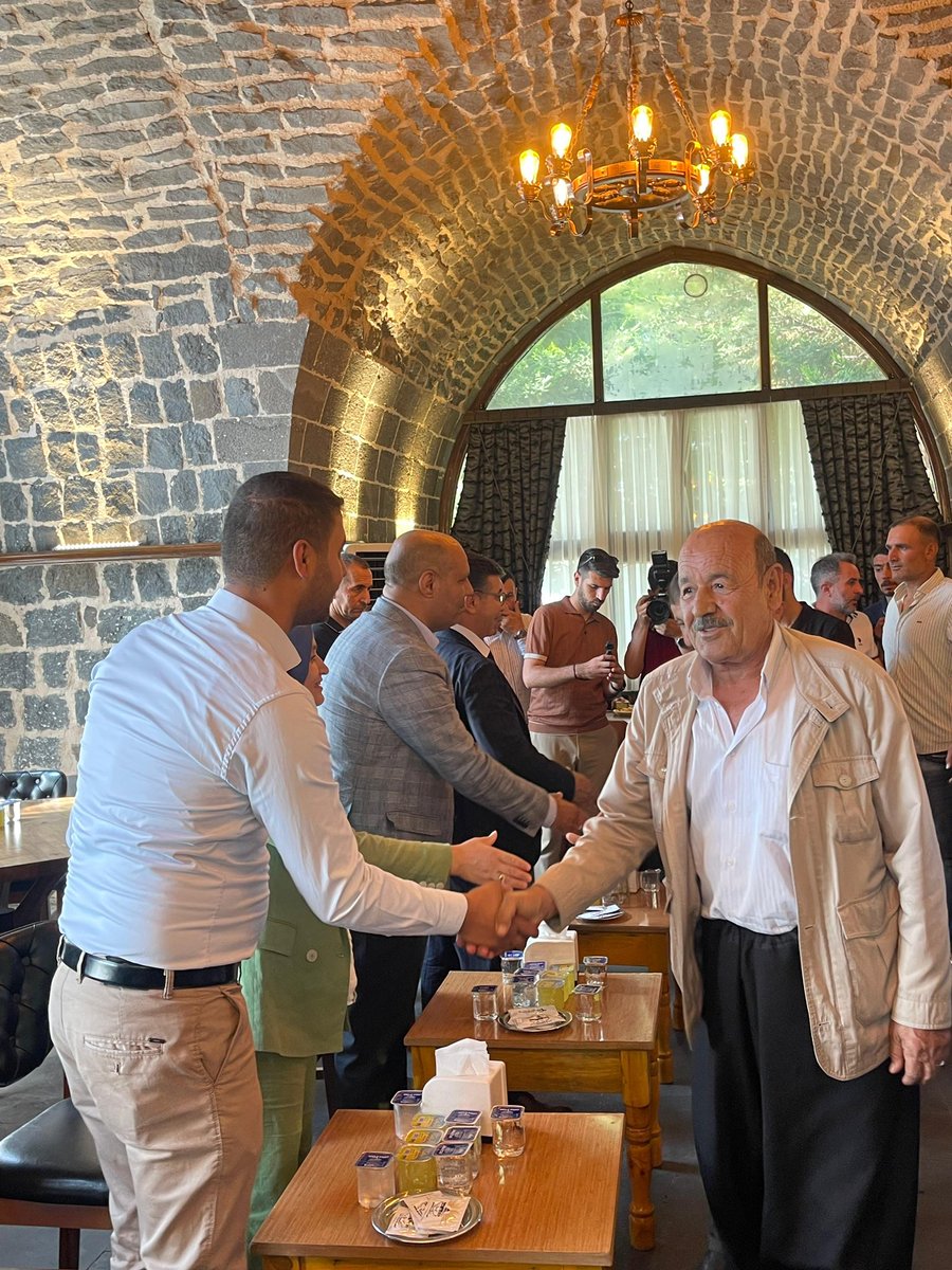 Bugün Belediye Başkanımız Sayın <a href="/bucakalimurat82/">Ali Murat Bucak</a>  ilçe başkanımız <a href="/Cengizozeyran82/">CENGİZ ÖZEYRANOĞLU</a> kadın kolları başkanımız <a href="/RahimeTuysuz/">Y.Mimar Rahime Tüysüz Denizedalan</a>   birlikte bayramlaşma programına katılarak halkımızla bayramlaştık. Tüm hemşehrilerimizin bayramını kutluyoruz.