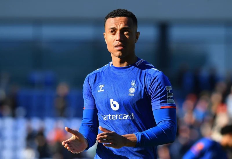 National League - THE DECK (@thedecknl) on Twitter photo 🗞️ Oldham Athletic have confirmed forward Alex Reid has been released by the now-League Two side, following the expiry of his contract.
Reid hit over 20 goals for Wealdstone last season to keep them up.
📸 - <a href="/OfficialOAFC/">(P) Oldham Athletic</a>
Only one question remains - Where next?
#OAFC🔵 🗞️ Oldham Athletic have confirmed forward Alex Reid has been released by the now-League Two side, following the expiry of his contract.
Reid hit over 20 goals for Wealdstone last season to keep them up.
📸 - <a href="/OfficialOAFC/">(P) Oldham Athletic</a>
Only one question remains - Where next?
#OAFC🔵