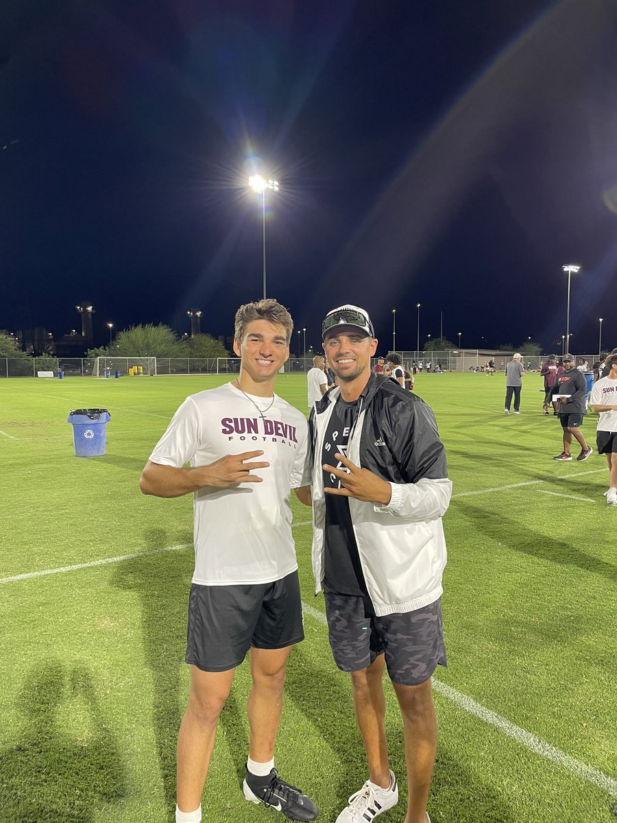 nicky_gent's tweet image. Here are my best clips from @ASUFootball Mega Camp:
@KennyDillingham @coacharroyo @BradyWhite223 @D_Co0p @stephaunpeters @Devonking_21 @ColinLockett15 @CoachOmura @Saddleback_FB @coachfischer7 @CoachSekander @CoachLukeSC @CoachProodian