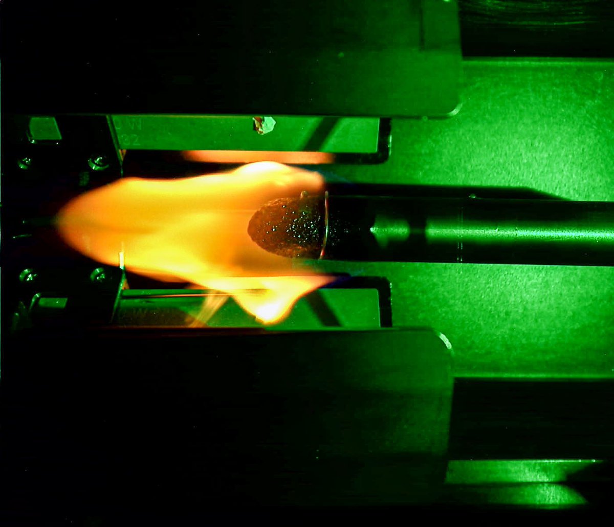 AstroAnnimal's tweet image. Did you know that inside some of the racks on @space_station, we light things on fire? Fire is a catastrophic hazard to spacecraft, but its behavior is difficult to fully characterize in microgravity. In 2009, NASA selected five investigations to help figure this out. SoFIE-MIST…
