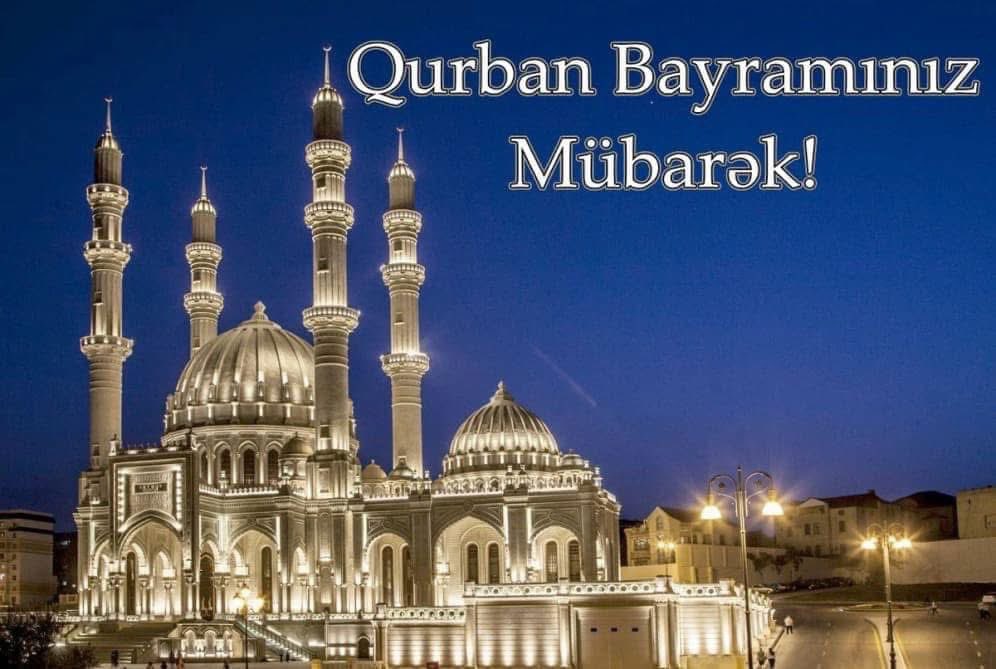 Əziz dostlar, bacılar və qardaşlar , Sizləri Dünya müsəlmanlarının mənəvi birlik, xeyirxahlıq, həmrəylik, mərhəmət hisslərinin rəmzi olan müqəddəs Qurban bayramı münasibətilə Sizi təbrik edirəm.

Qurban Bayramınız mübarək  !