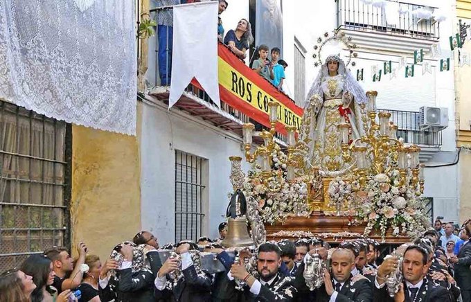 Málaga se prepara para Pentecostés: la Virgen del Rocío procesiona este sábado por la Victoria