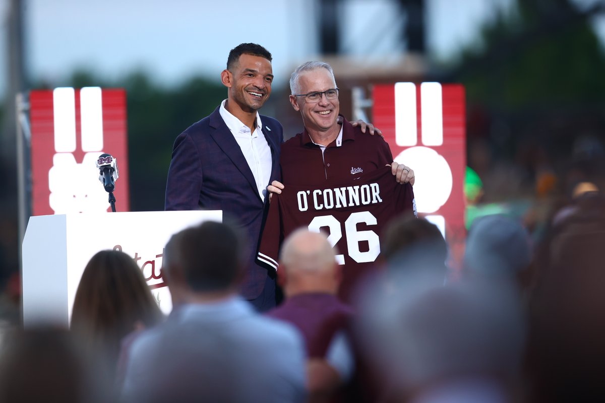 HailState's tweet photo. Soaking it all in this #MaroonFriday — Coach O’Connor is home. 

#HailState🐶 https://t.co/CaJi1Qj6C5