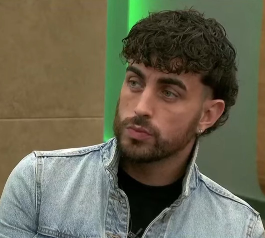 ffacts__'s tweet image. Te gustaría que Ulises gane #GranHermano ?

❤️ SI 
🔁 NO