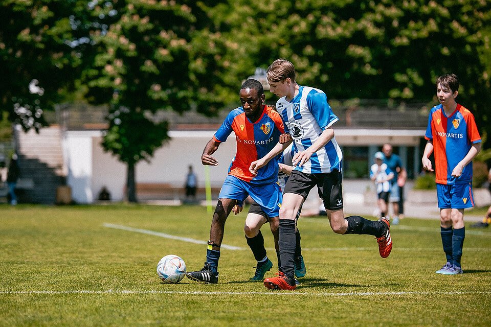 🔴🔵 𝗗𝗮𝘀 𝗣𝗳𝗶𝗻𝗴𝘀𝘁𝘁𝘂𝗿𝗻𝗶𝗲𝗿 𝗱𝗲𝘀 𝗙𝗖𝗕-𝗗𝗿𝗲𝗮𝗺𝗧𝗲𝗮𝗺𝘀 𝘀𝘁𝗲𝗵𝘁 𝘄𝗶𝗲𝗱𝗲𝗿 𝗮𝗻 🏃‍♂️⚽️
 
Ein Highlight im Jahr des DreamTeams steht unmittelbar bevor: Morgen Samstag, 7. Juni 2025, findet auf den Sportanlagen St. Jakob das traditionelle Pfingstturnier