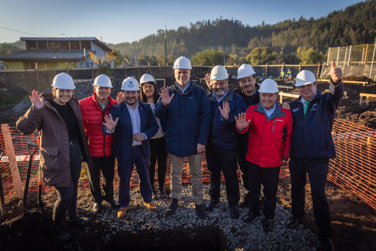 Subdere (@lasubdere) on Twitter photo Concluimos nuestra visita a La Araucanía con una agenda llena de avances:
✅ Entregamos el terreno para el proyecto habitacional San Mateo.
✅ Participamos en la Cuenta Pública de <a href="/DPRLaAraucania/">Delegación Presidencial Regional de La Araucanía</a>.
✅ Pusimos la primera piedra del nuevo Centro Comunitario de Cuidados. Concluimos nuestra visita a La Araucanía con una agenda llena de avances:
✅ Entregamos el terreno para el proyecto habitacional San Mateo.
✅ Participamos en la Cuenta Pública de <a href="/DPRLaAraucania/">Delegación Presidencial Regional de La Araucanía</a>.
✅ Pusimos la primera piedra del nuevo Centro Comunitario de Cuidados.