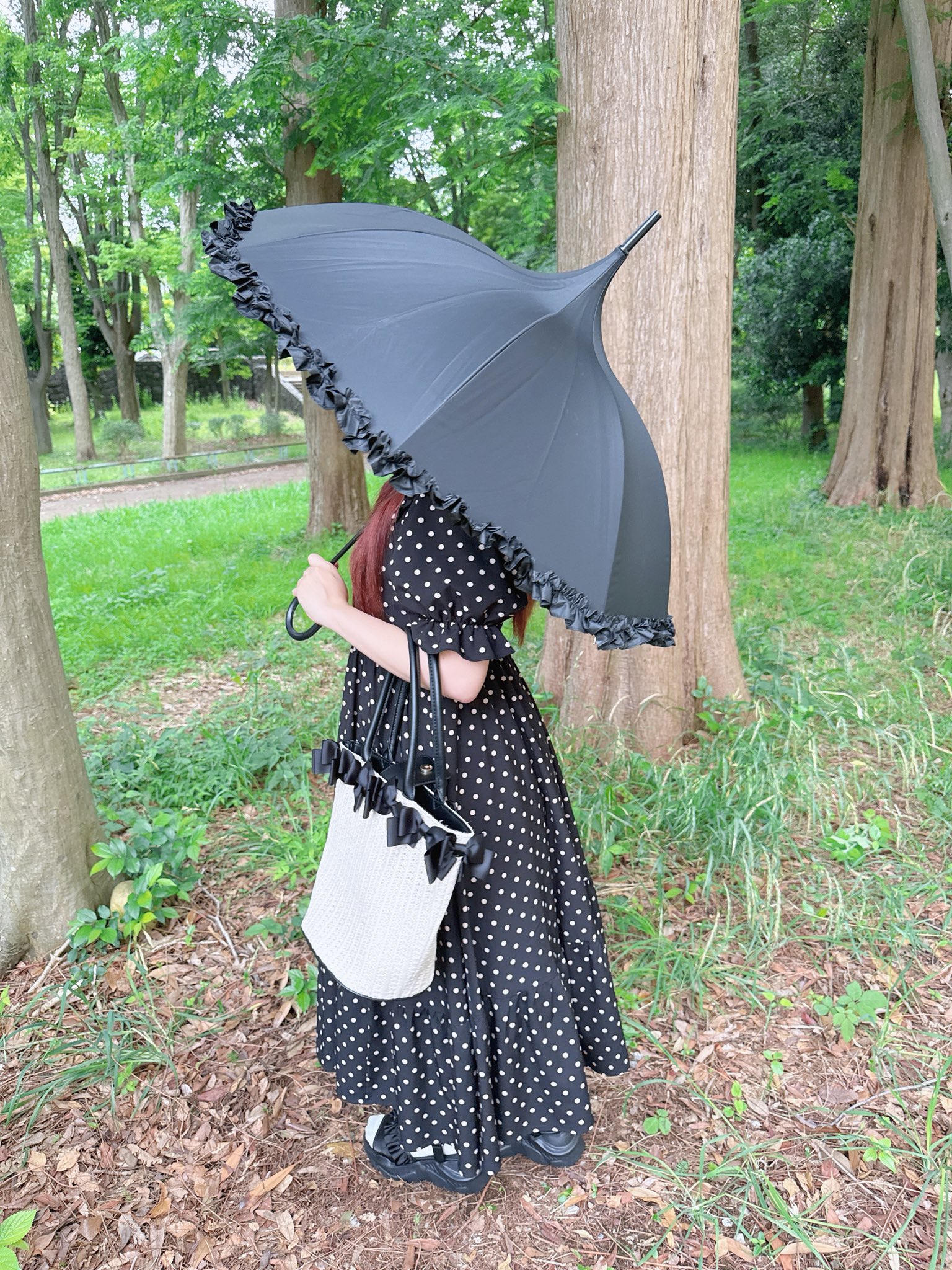 Moi-meme-Moitie パゴタパラソル 黒×青 モワティエ 日傘 Moi-meme-Moitie パゴタパラソル 黒×青 モワティエ 日傘 USED