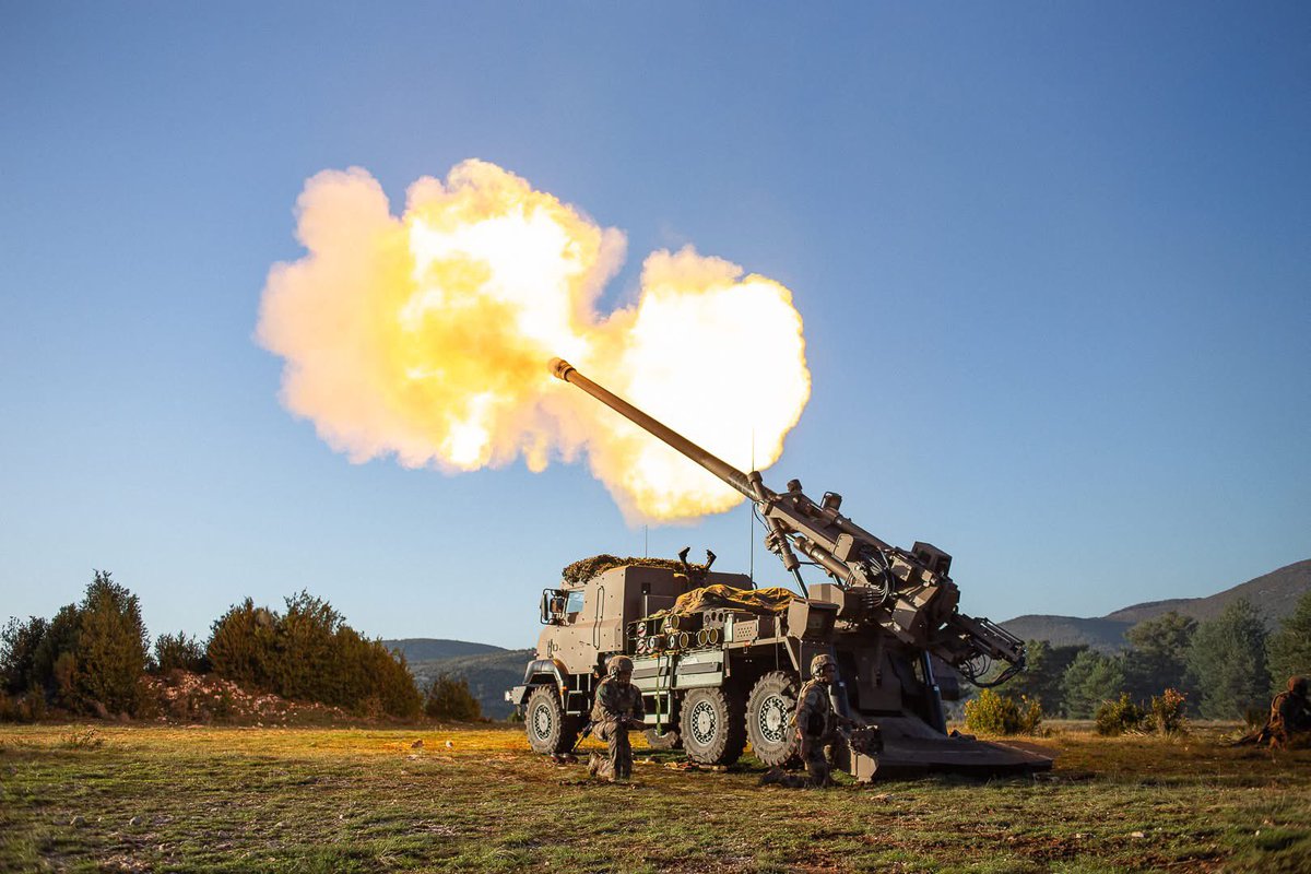 Gouverneur Militaire de Marseille (GMM) (@armees_zone_sud) on Twitter photo Honneur d’avoir présidé la prise d’armes de Wagram aux <a href="/EMD_EI_EA/">Écoles militaires de Draguignan</a> pour célébrer la fête de tradition de l’artillerie. Dans un contexte international marqué par des conflits de haute intensité, l’artillerie est plus que jamais une arme décisive pour influencer le cours des combats Honneur d’avoir présidé la prise d’armes de Wagram aux <a href="/EMD_EI_EA/">Écoles militaires de Draguignan</a> pour célébrer la fête de tradition de l’artillerie. Dans un contexte international marqué par des conflits de haute intensité, l’artillerie est plus que jamais une arme décisive pour influencer le cours des combats