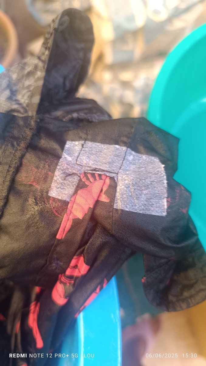 Tu vas chez un autre tailleur plus cher en espérant une qualité irréprochable et voilà ce qu'on te sort comme finitions. 😤